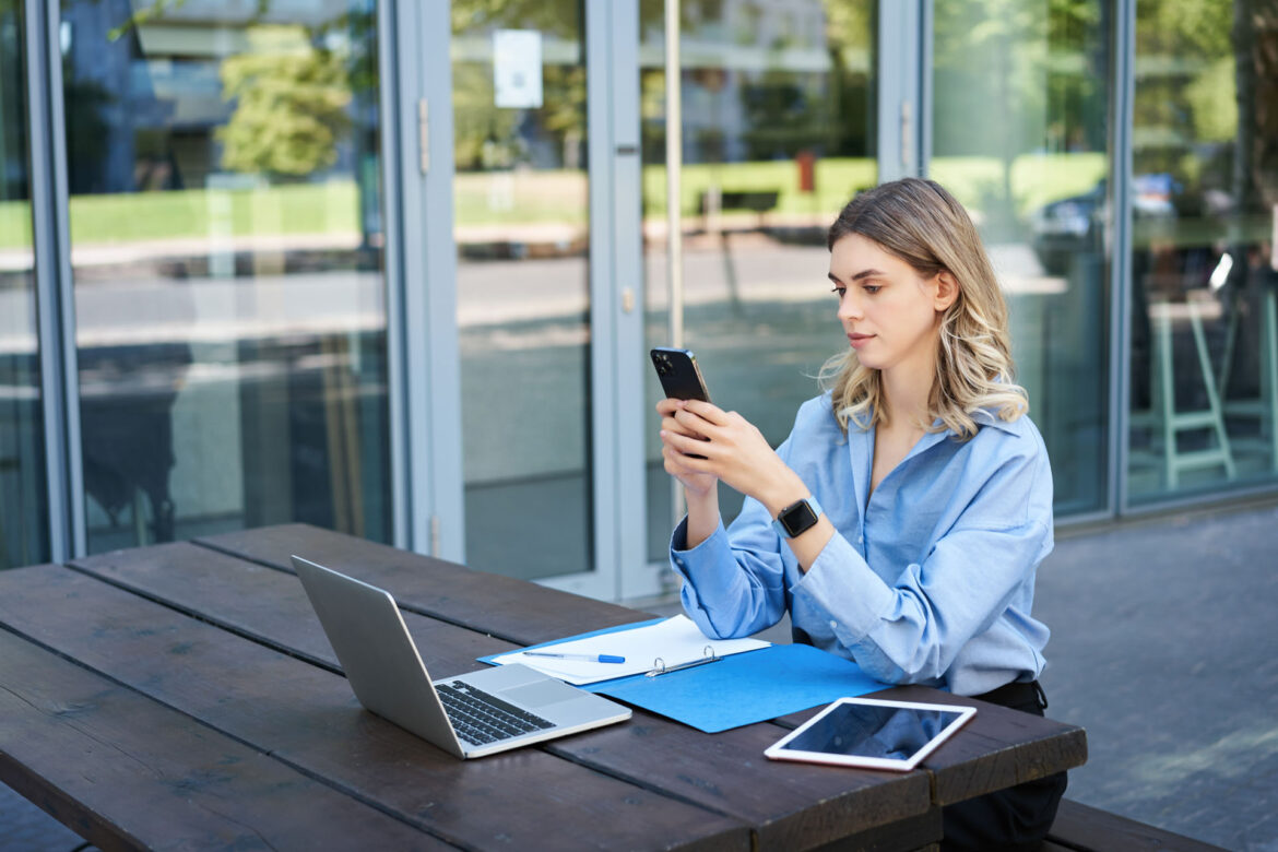 Co to jest reklama na LinkedInie i jak działa? Dowiedz się więcej o LinkedIn ADS!